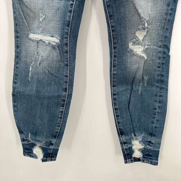 GOOD AMERICAN NWT Good Waist Crop Denim Jean in Blue634 // 2 - Picture 6 of 15
